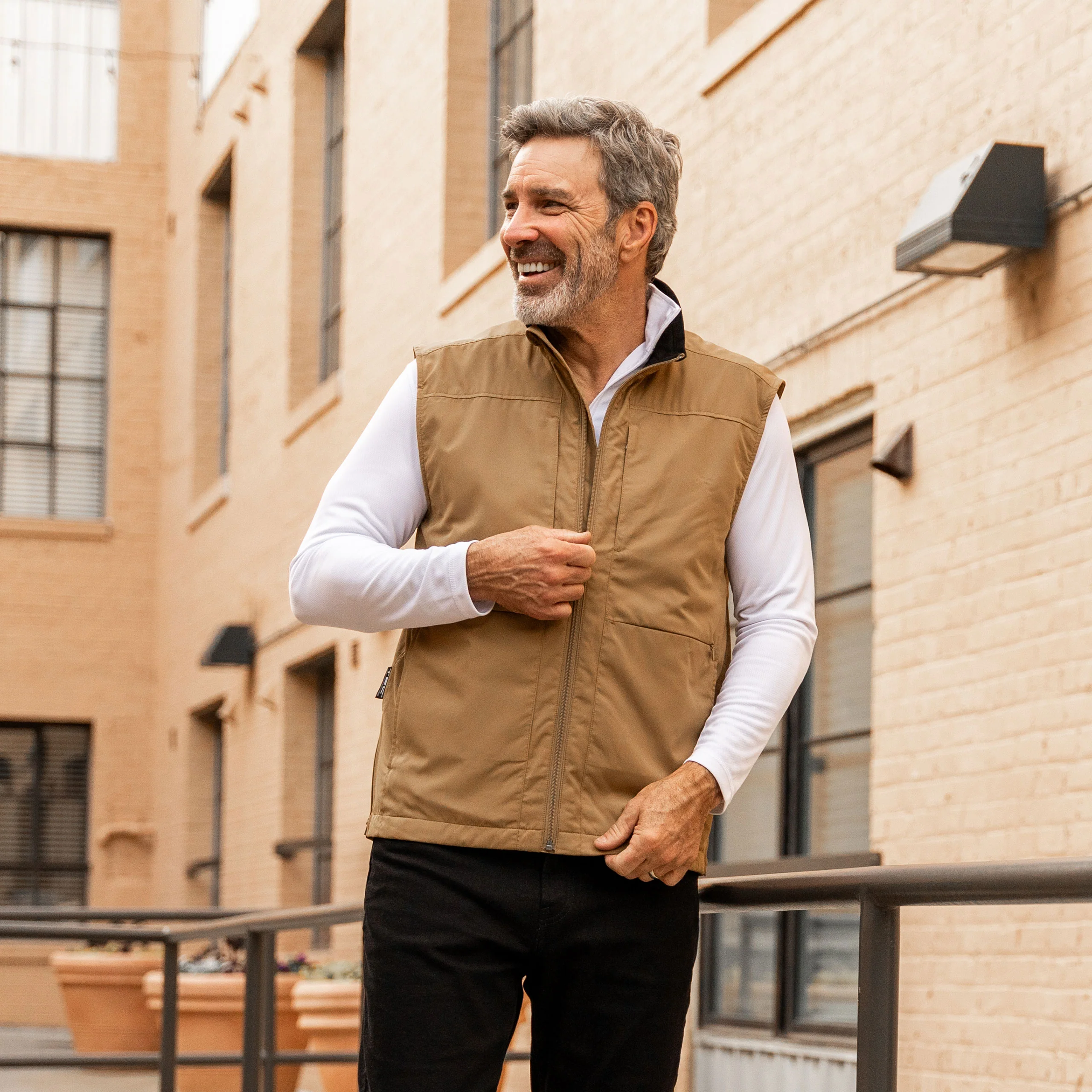 Best Travel Vest for Men - Image 11