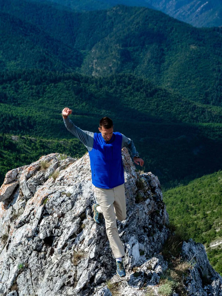 Fireside Fleece Vest-Men's - Image 36