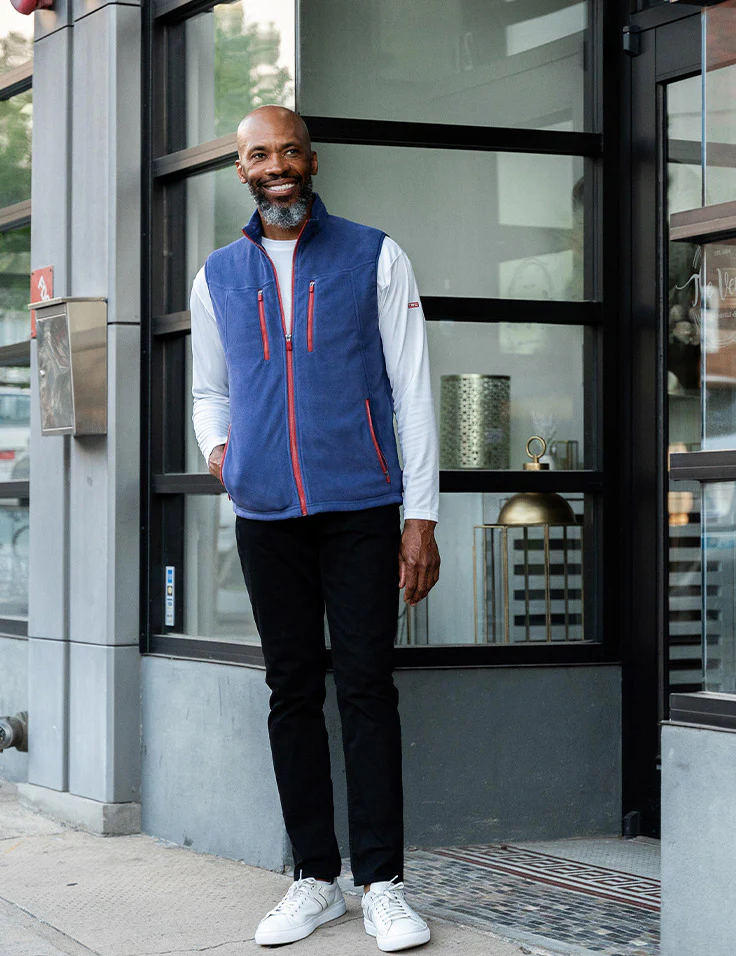 Fleece Crest Vest for Men - Image 18