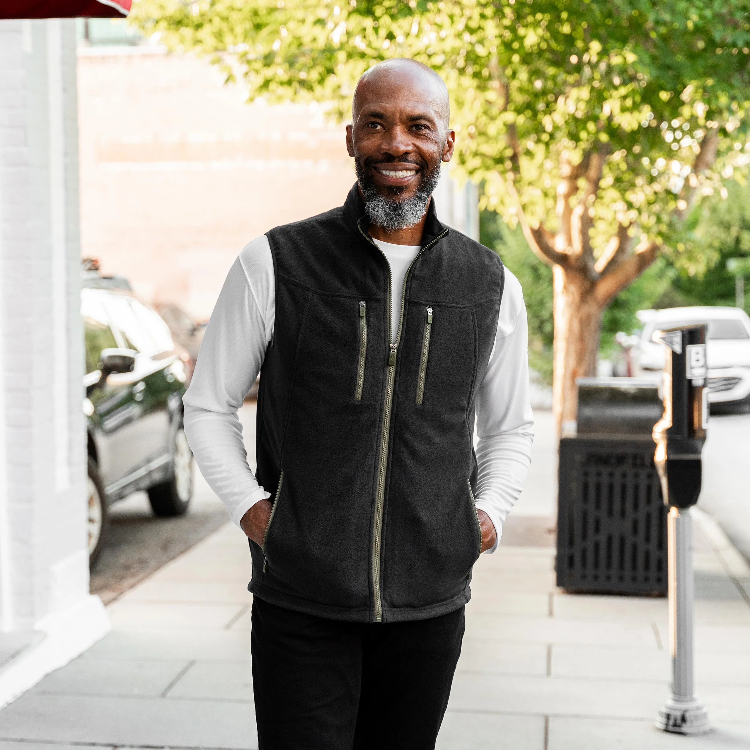 Fleece Crest Vest for Men - Image 4