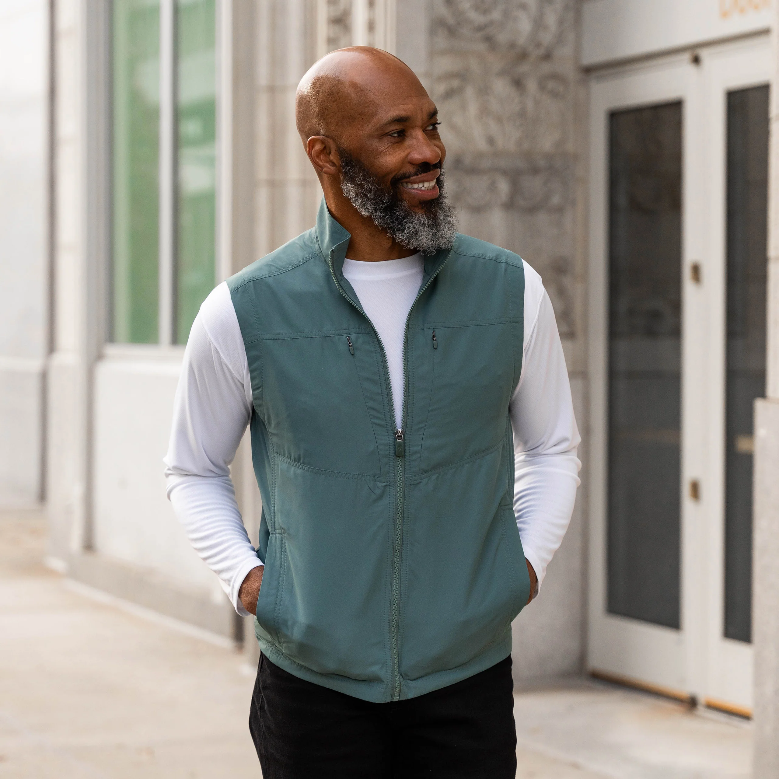 LightEST Vest for Men - Image 5