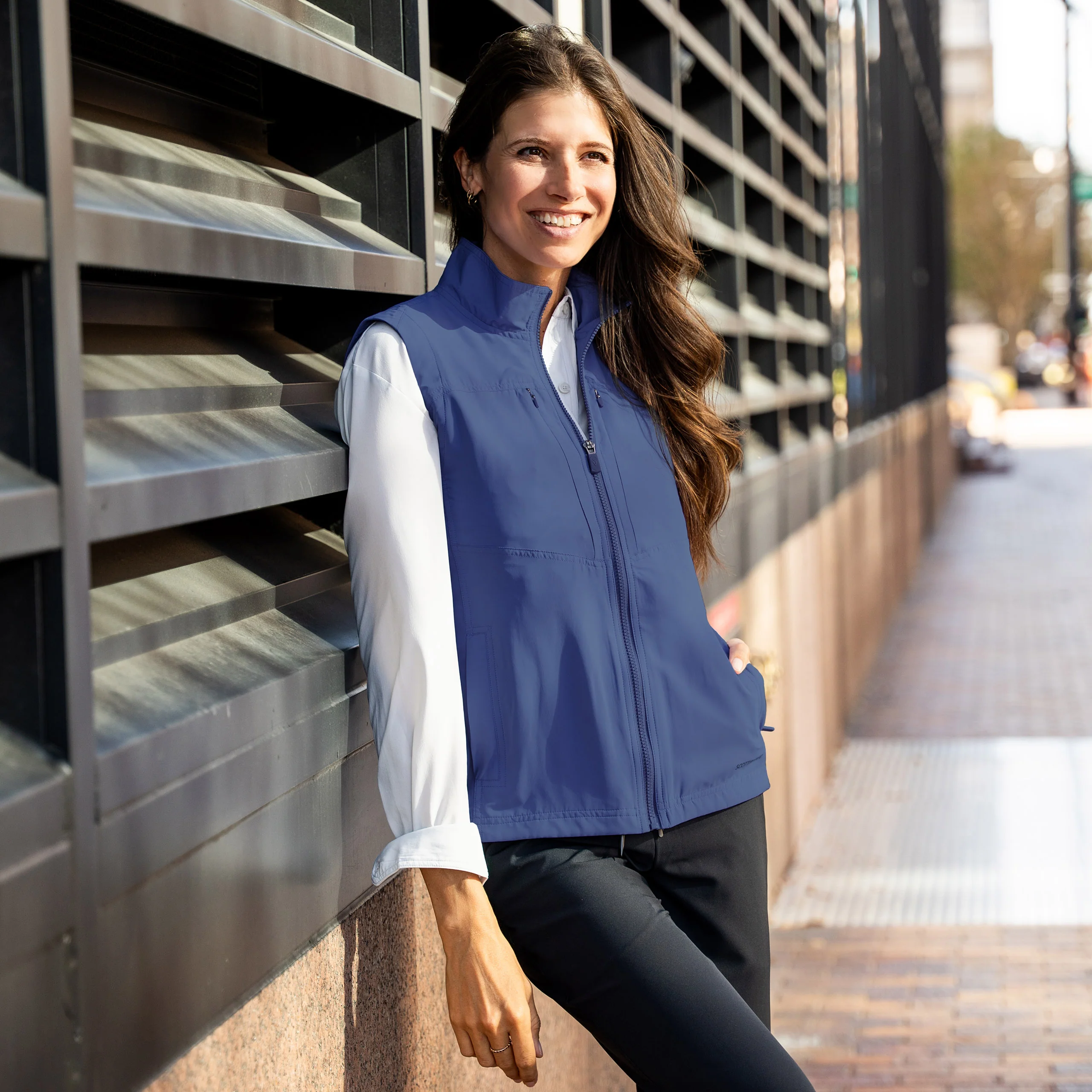 LightEST Vest for Women - Image 8