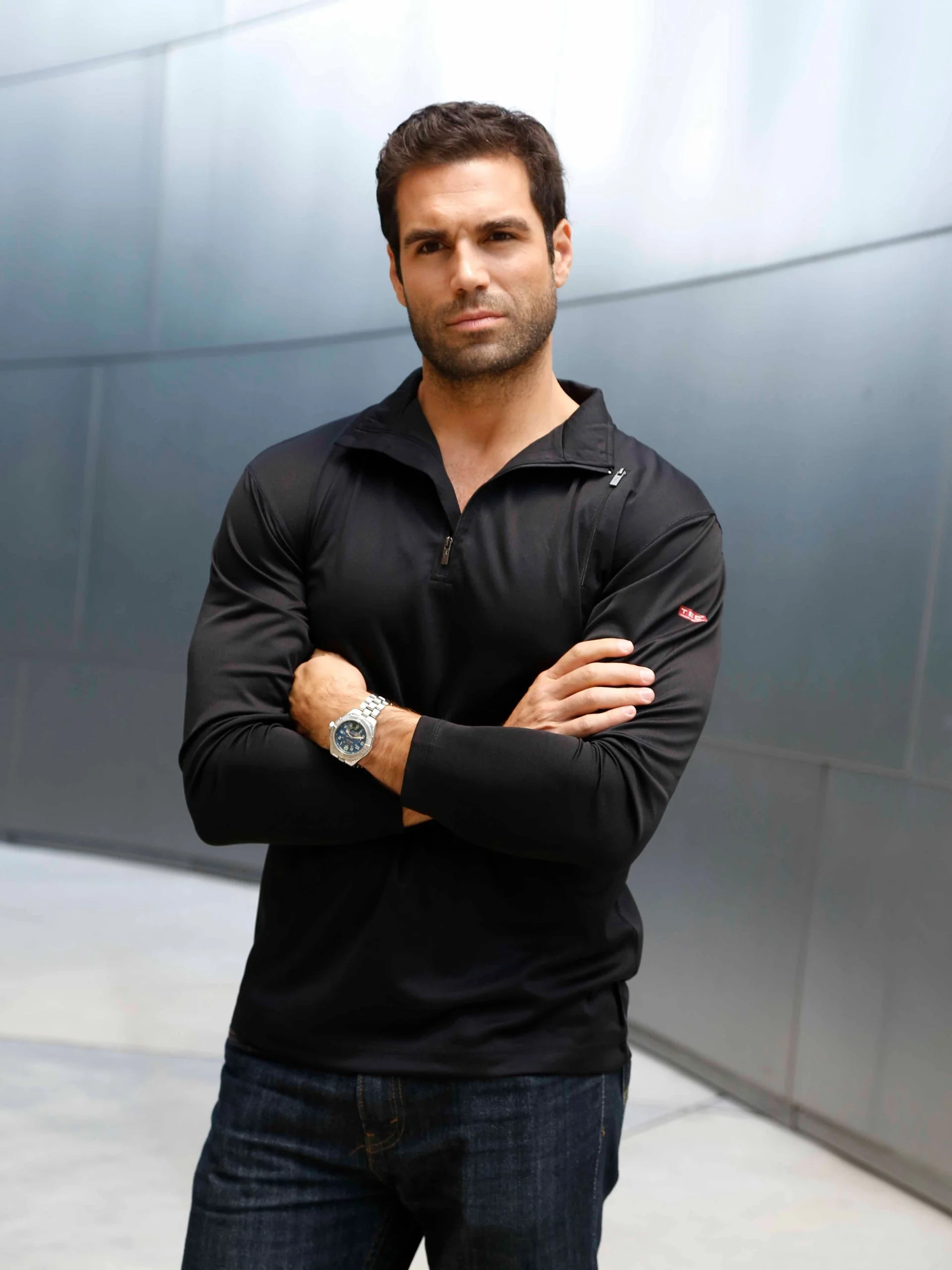 Qzip Performance Pullover - Image 17